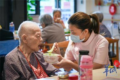 廣東 織密關愛網絡，2023年底前基本建立特殊困難老年人探訪關愛服務機制